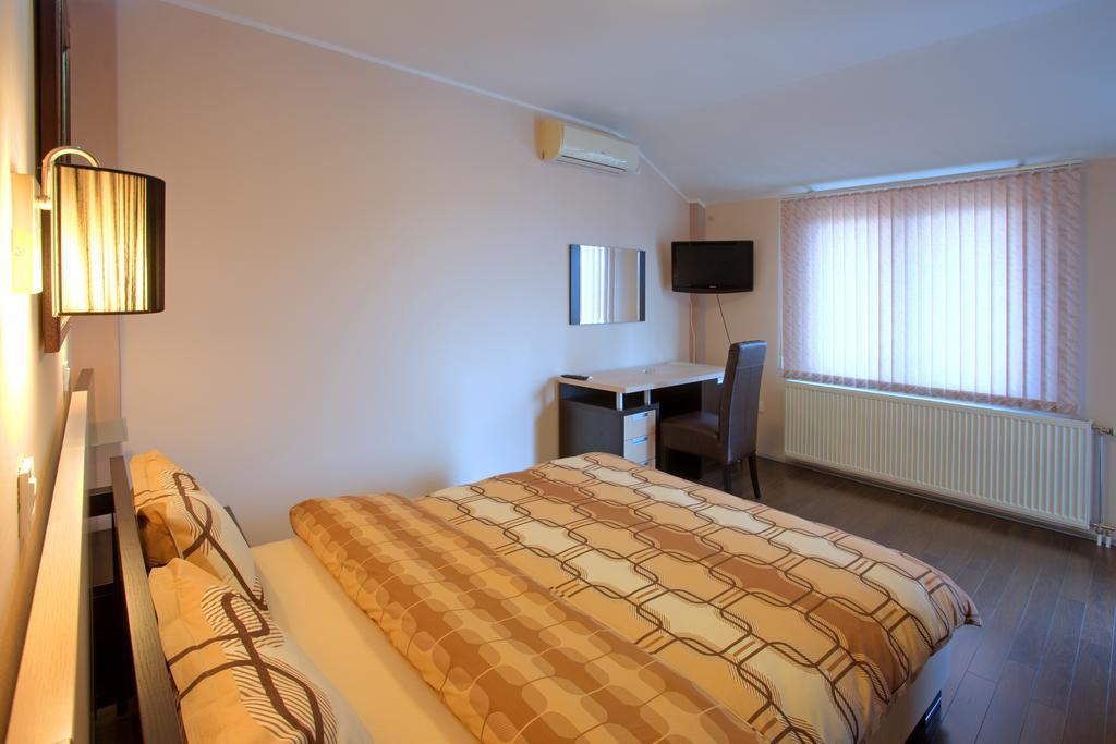 Guesthouse Vitez 브라네 외부 사진